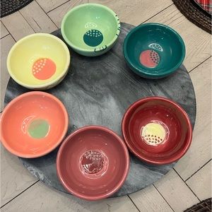 Bette Abrams signed Guacamole Serving Bowls. Rare find -signed by artist.‎